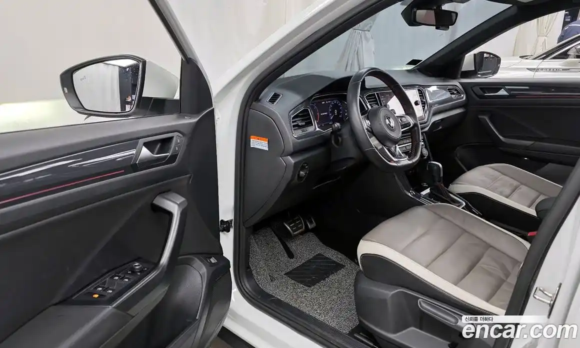 Volkswagen T-Roc 2021 2.0 гидро в Москве № 382976, фото 10