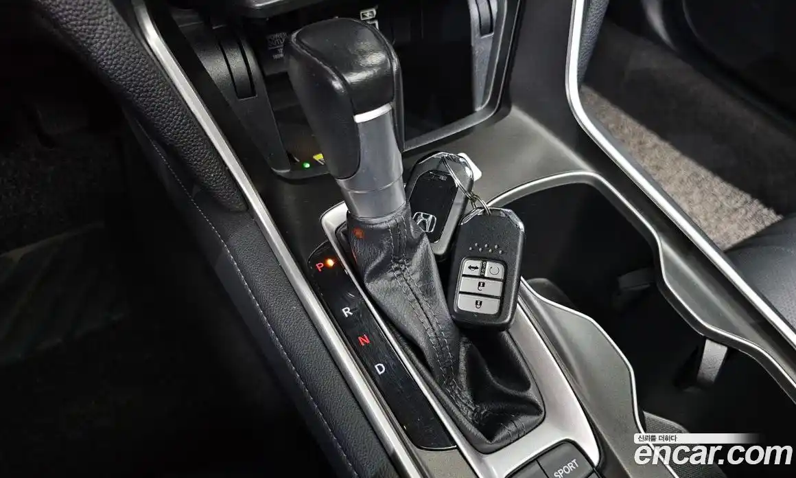 Honda Accord 2021 1.5 гидро в Москве № 402424, фото 9