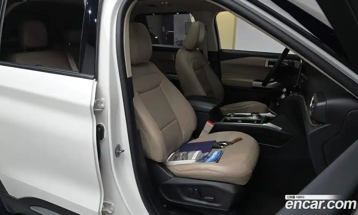 Ford Explorer 2023 2.3 гидро в Москве № 402973, фото 11