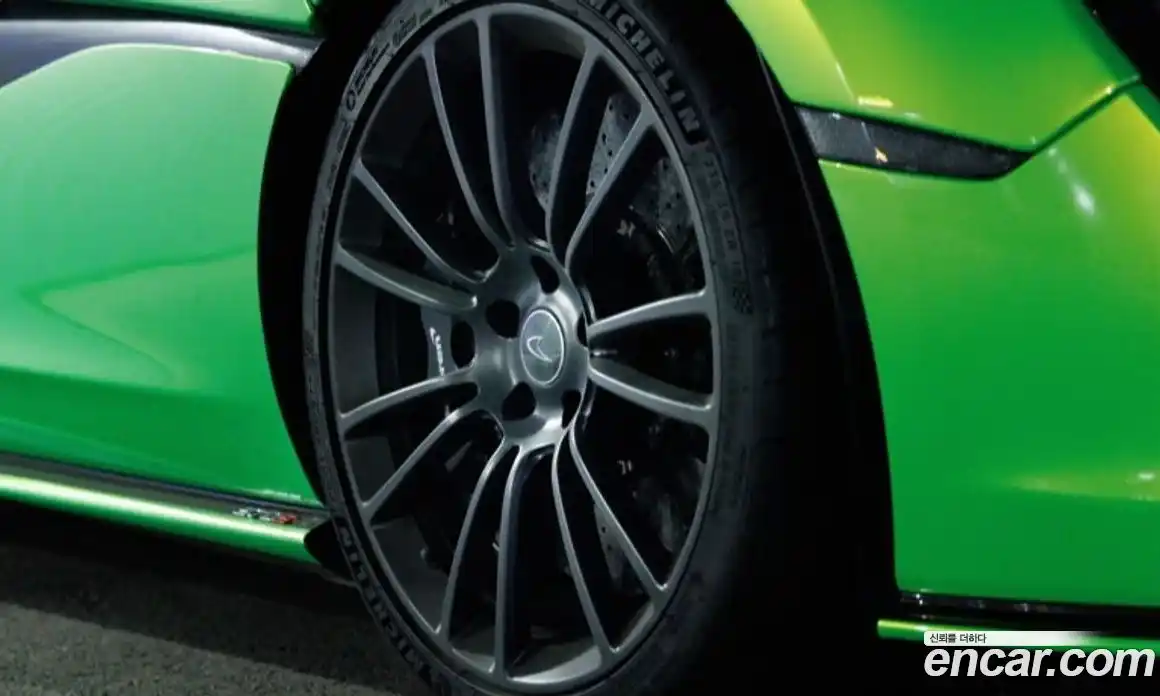 McLaren 570S 2016 3.8 гидро в Москве № 406440, фото 9