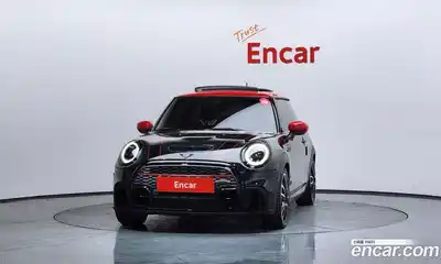 Mini Cooper 2024 2.0 гидро в Москве № 416842, миниатюра 3