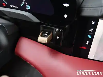 Porsche Taycan 2025 0.1 гидро в Москве № 430974, миниатюра 9