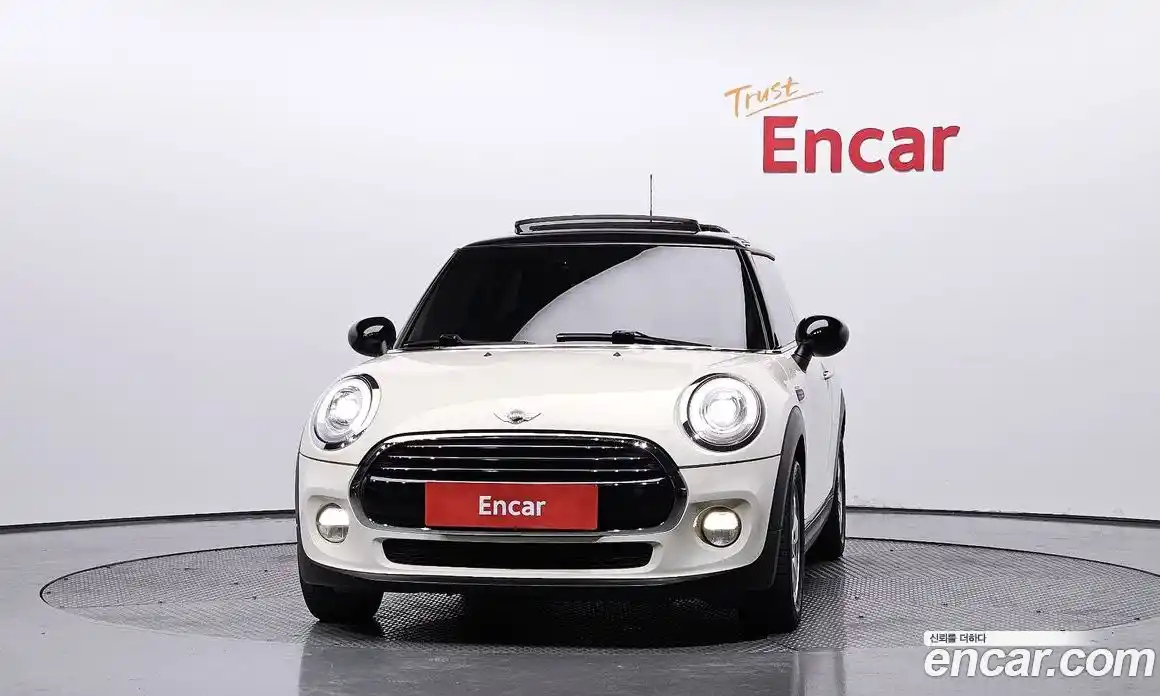 Mini Cooper 2017 1.5 гидро в Москве № 499296, фото 3