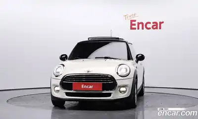 Mini Cooper 2017 1.5 гидро в Москве № 499296, миниатюра 3