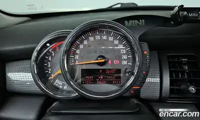 Mini Cooper 2017 1.5 гидро в Москве № 499296, миниатюра 8