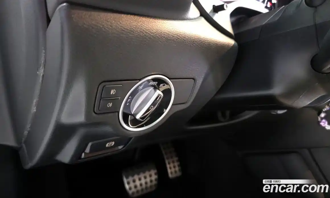 Infiniti Q30 2017 2.0 гидро в Москве № 500374, фото 15