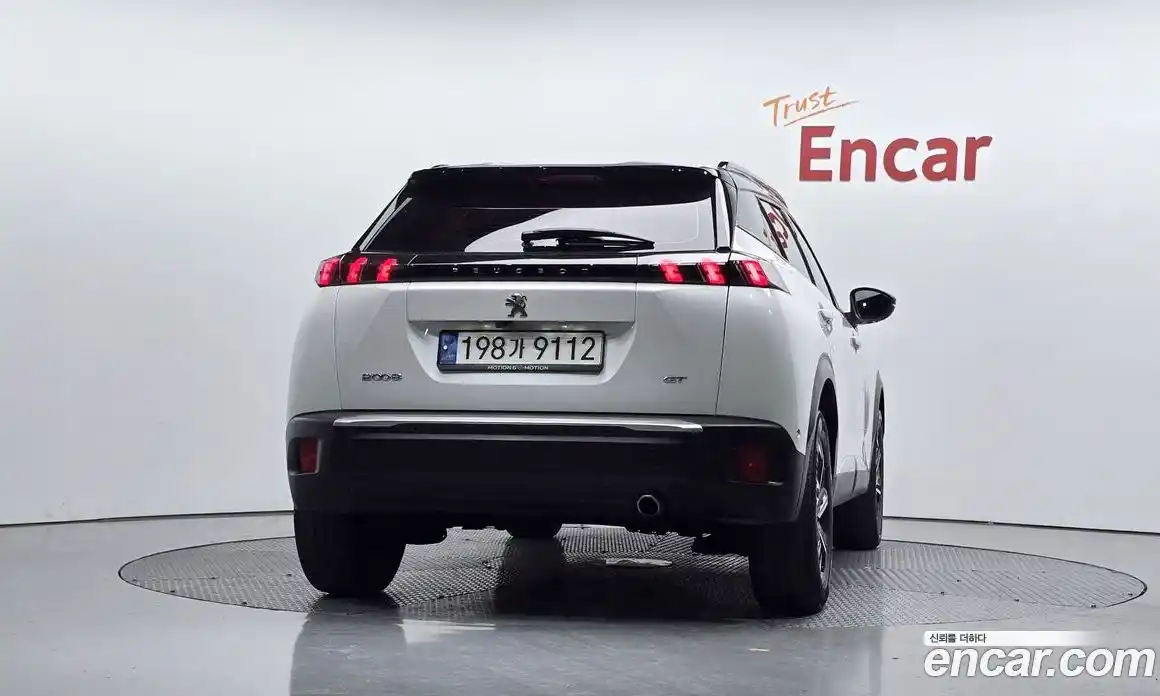 Peugeot 2008 2021 1.5 гидро в Москве № 500488, фото 4