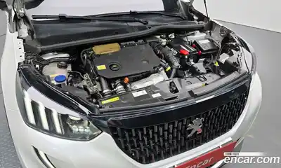 Peugeot 2008 2021 1.5 гидро в Москве № 500488, миниатюра 6