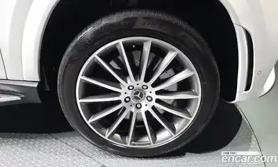 Mercedes-Benz GLE-Class 2023 2.9 гидро в Москве № 542847, миниатюра 5