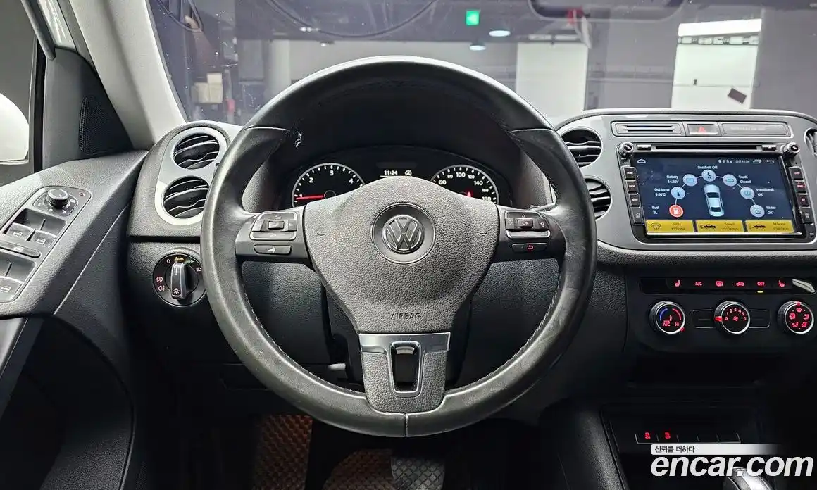 Volkswagen Tiguan 2016 2.0 гидро в Москве № 547388, фото 13