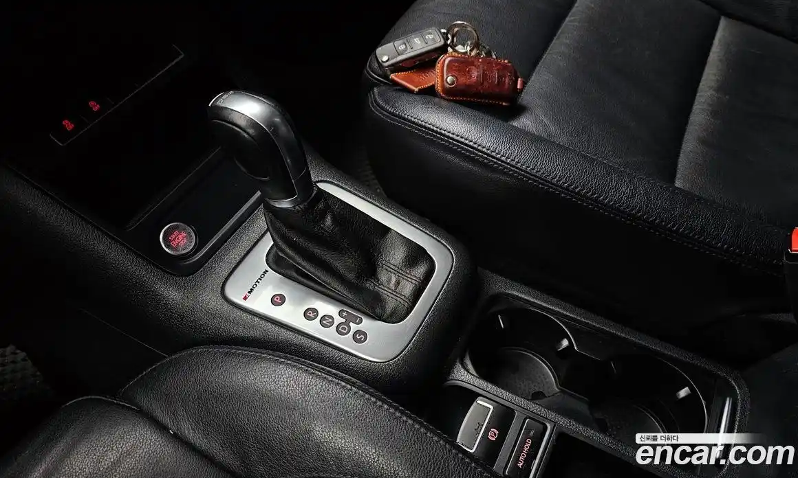 Volkswagen Tiguan 2016 2.0 гидро в Москве № 547388, фото 9