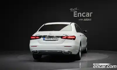 Mercedes-Benz E-Class 2022 1.9 гидро, миниатюра 4