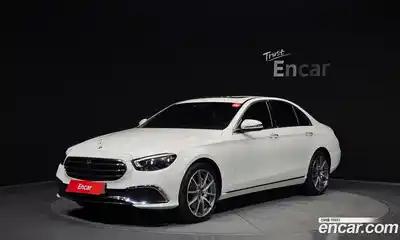 Mercedes-Benz E-Class, 2022