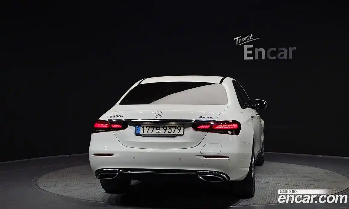 Mercedes-Benz E-Class 2022 2.0 гидро в Москве № 623925, фото 4