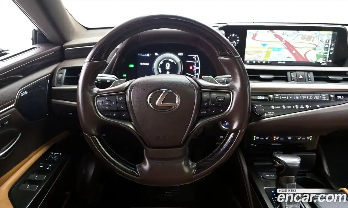 Lexus ES 2019 2.5 гидро в Москве № 628698, фото 13