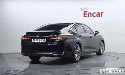 Lexus ES 2019 2.5 гидро в Москве № 628698, миниатюра 2