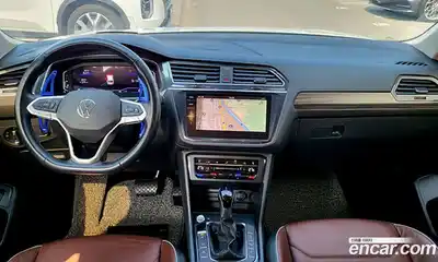 Volkswagen Tiguan 2022 2.0 гидро в Москве № 628970, миниатюра 7