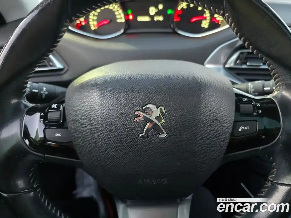 Peugeot 308 2015 2.0 гидро в Москве № 681335, фото 17