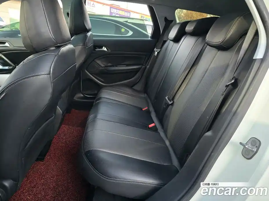 Peugeot 308 2015 2.0 гидро в Москве № 681335, фото 8