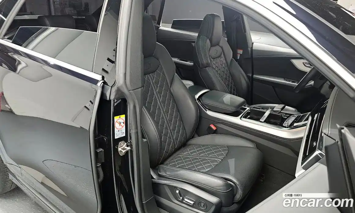 Audi Q8 2021 3.0 гидро в Москве № 723319, фото 12