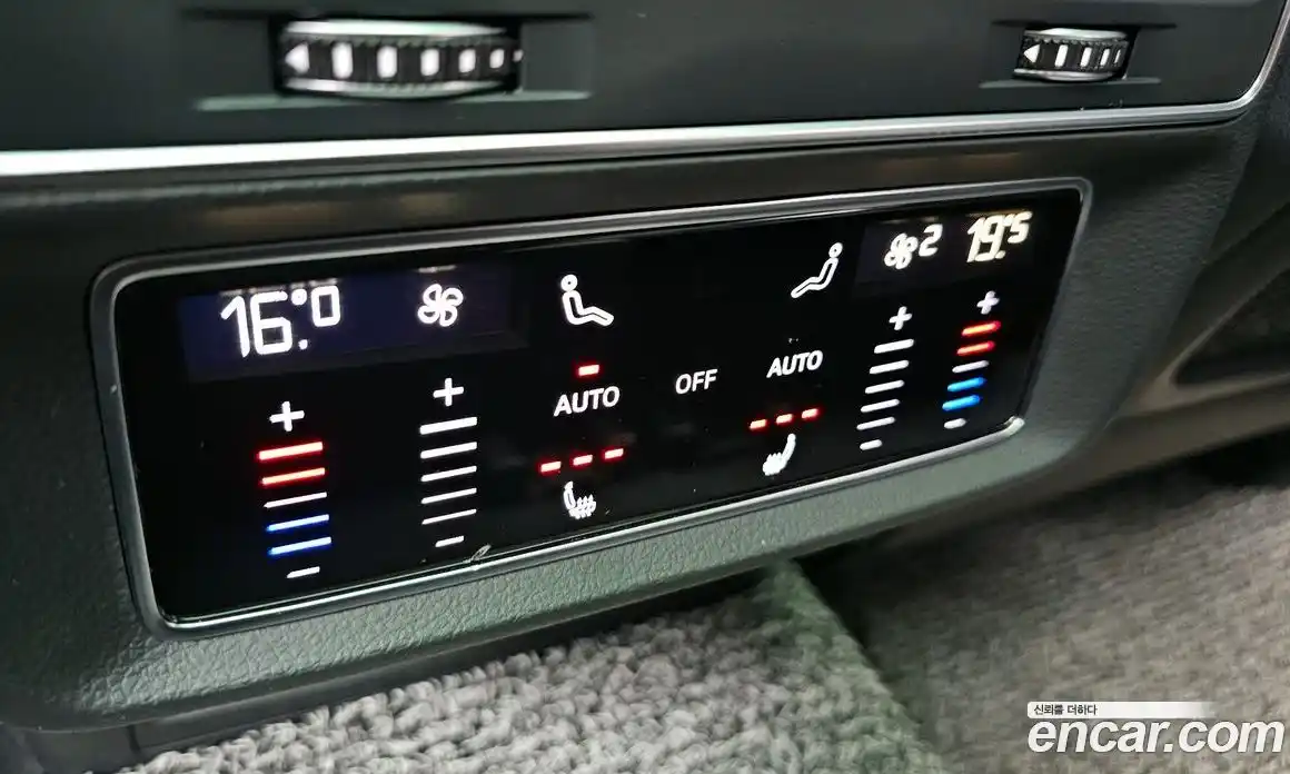 Audi Q8 2021 3.0 гидро в Москве № 723319, фото 17