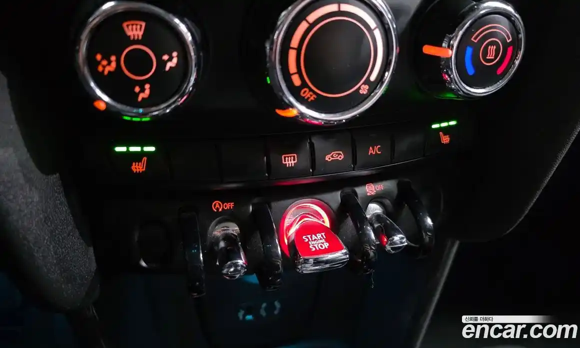 Mini Cooper 2017 1.5 гидро в Москве № 724857, фото 14