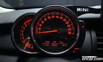 Mini Cooper 2017 1.5 гидро в Москве № 724857, миниатюра 8