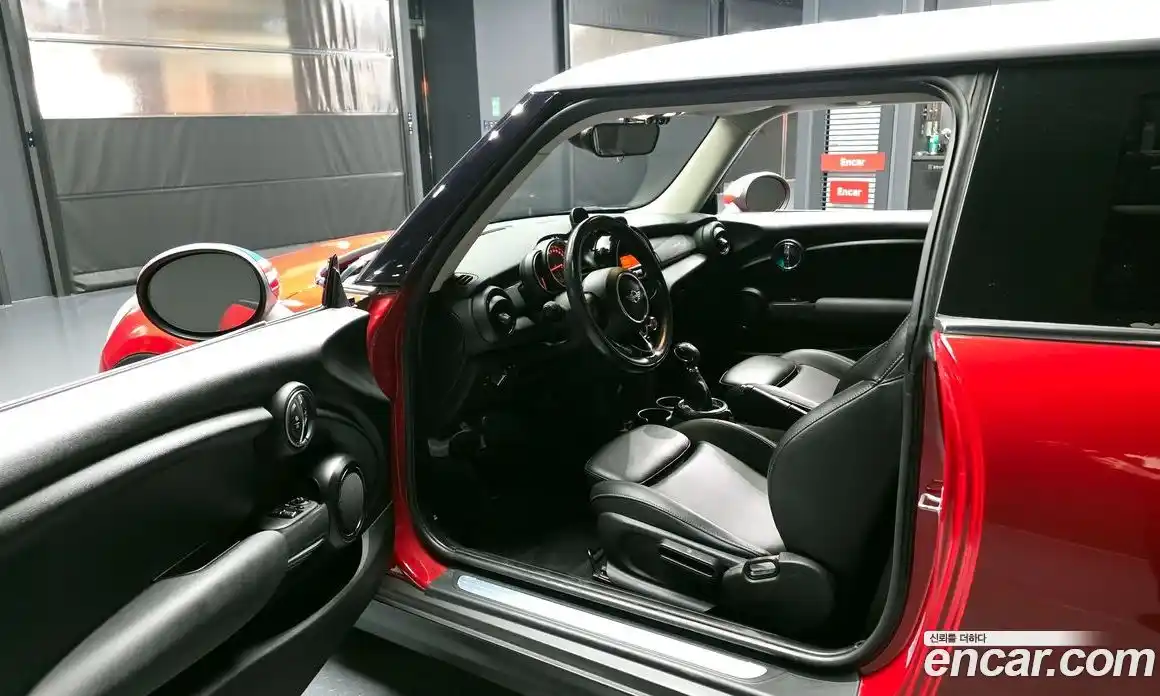 Mini Cooper 2017 1.5 гидро в Москве № 724857, фото 10