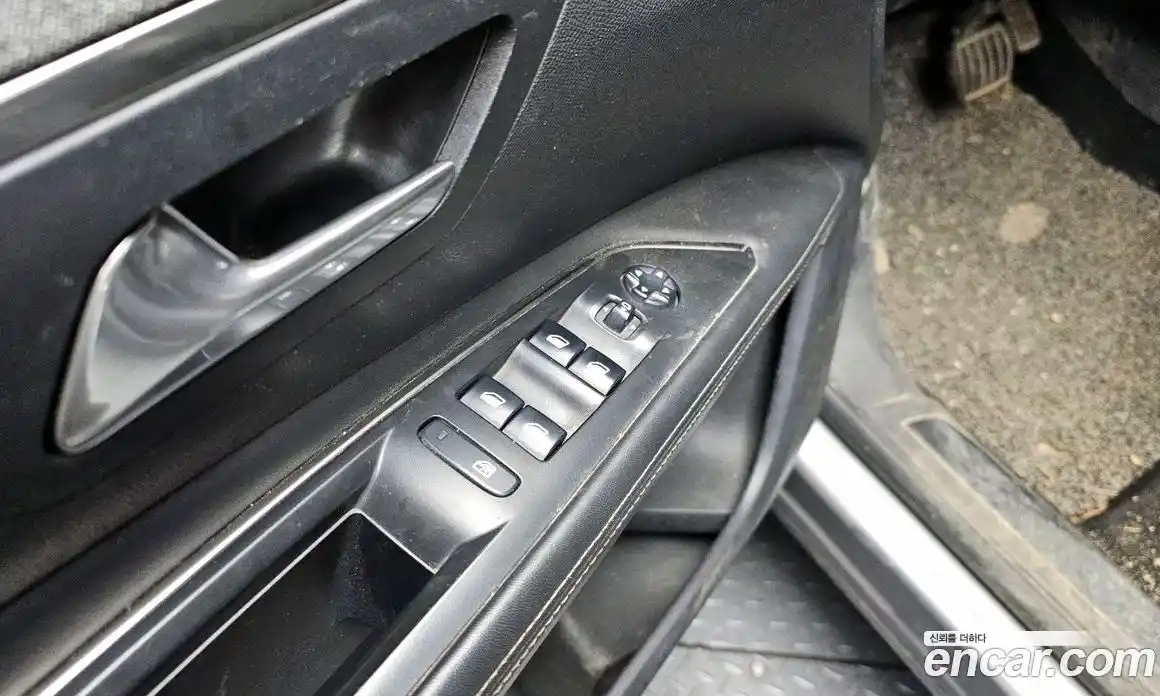 Peugeot 3008 2018 1.6 гидро в Москве № 747136, фото 18