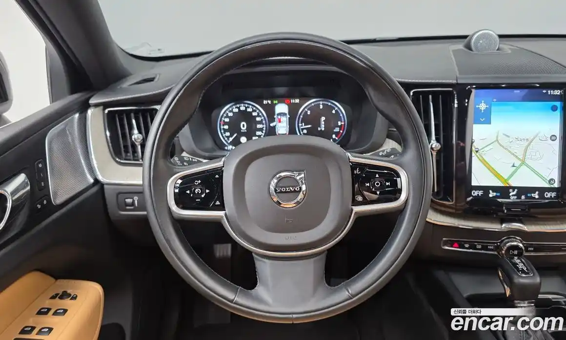 Volvo XC60 2018 2.0 гидро в Москве № 749548, фото 13