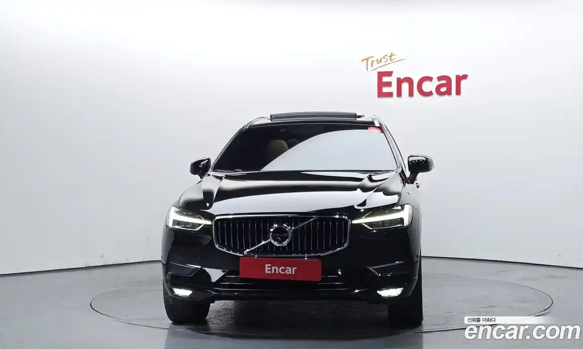 Volvo XC60 2018 2.0 гидро в Москве № 749548, фото 3