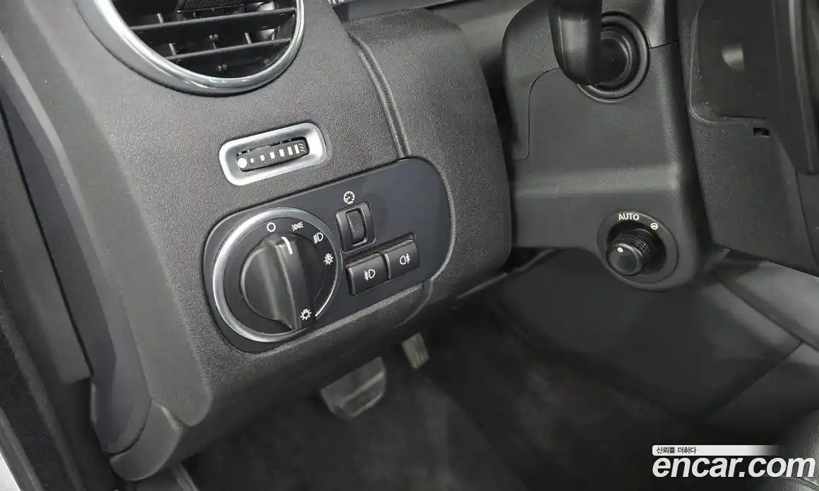 Land Rover Discovery 2015 3.0 гидро в Москве № 766217, фото 17