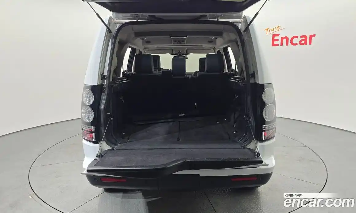 Land Rover Discovery 2015 3.0 гидро в Москве № 766217, фото 20