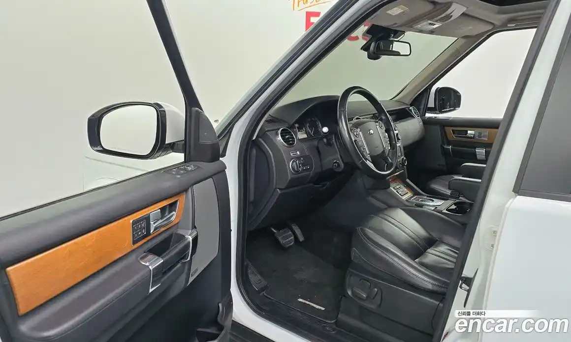 Land Rover Discovery 2015 3.0 гидро в Москве № 766217, фото 10