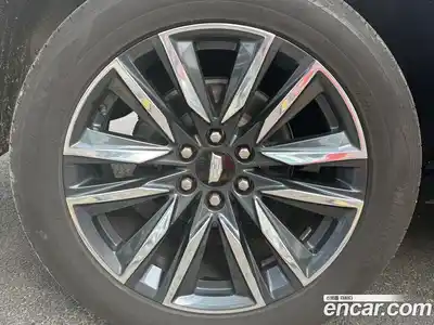 Cadillac Escalade 2022 6.2 гидро в Москве № 815623, миниатюра 5