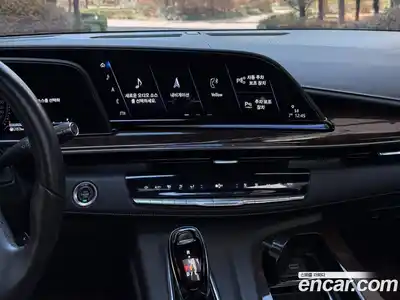 Cadillac Escalade 2022 6.2 гидро в Москве № 815623, миниатюра 8