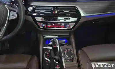 BMW 6-Series 2022 2.0 гидро в Москве № 821499, миниатюра 9