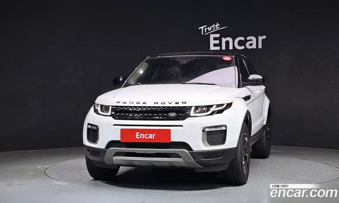 Land Rover Range-Rover Evoque 2017 2.0 гидро в Москве № 824774, фото 3