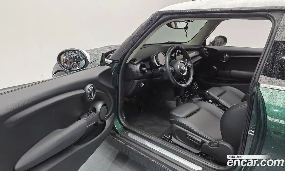 Mini Cooper 2018 1.5 гидро в Москве № 825373, фото 11