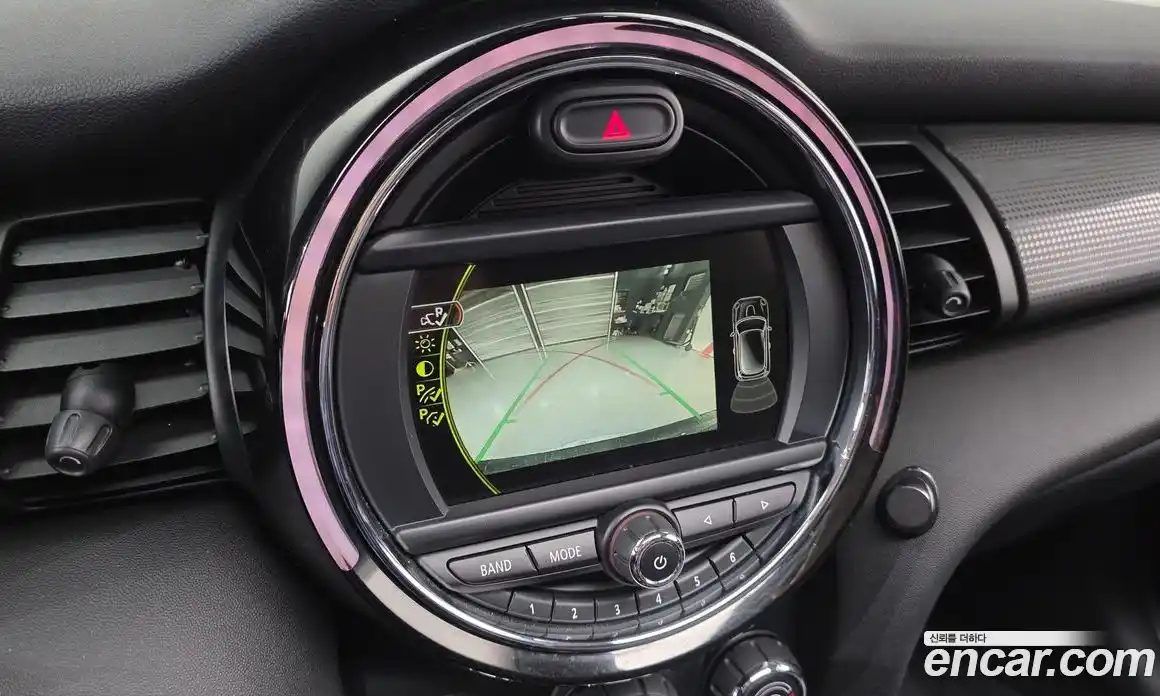 Mini Cooper 2018 1.5 гидро в Москве № 825373, фото 14
