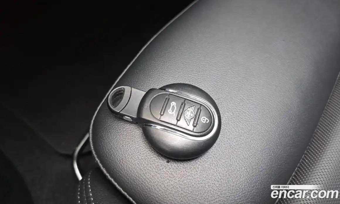Mini Cooper 2018 1.5 гидро в Москве № 825373, фото 18