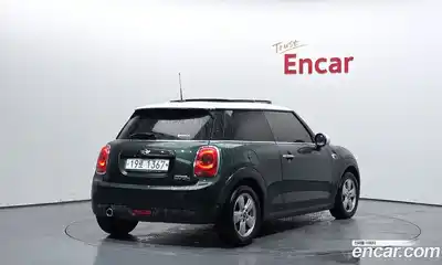 Mini Cooper 2018 1.5 гидро в Москве № 825373, миниатюра 2