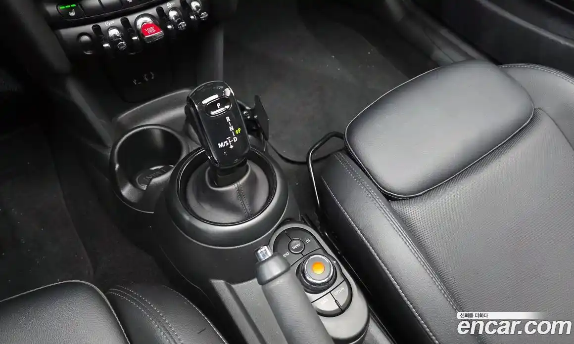 Mini Cooper 2018 1.5 гидро в Москве № 825373, фото 9
