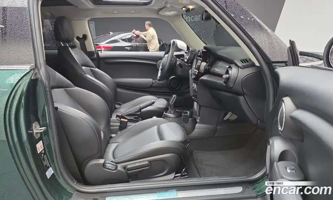 Mini Cooper 2018 1.5 гидро в Москве № 825373, фото 10