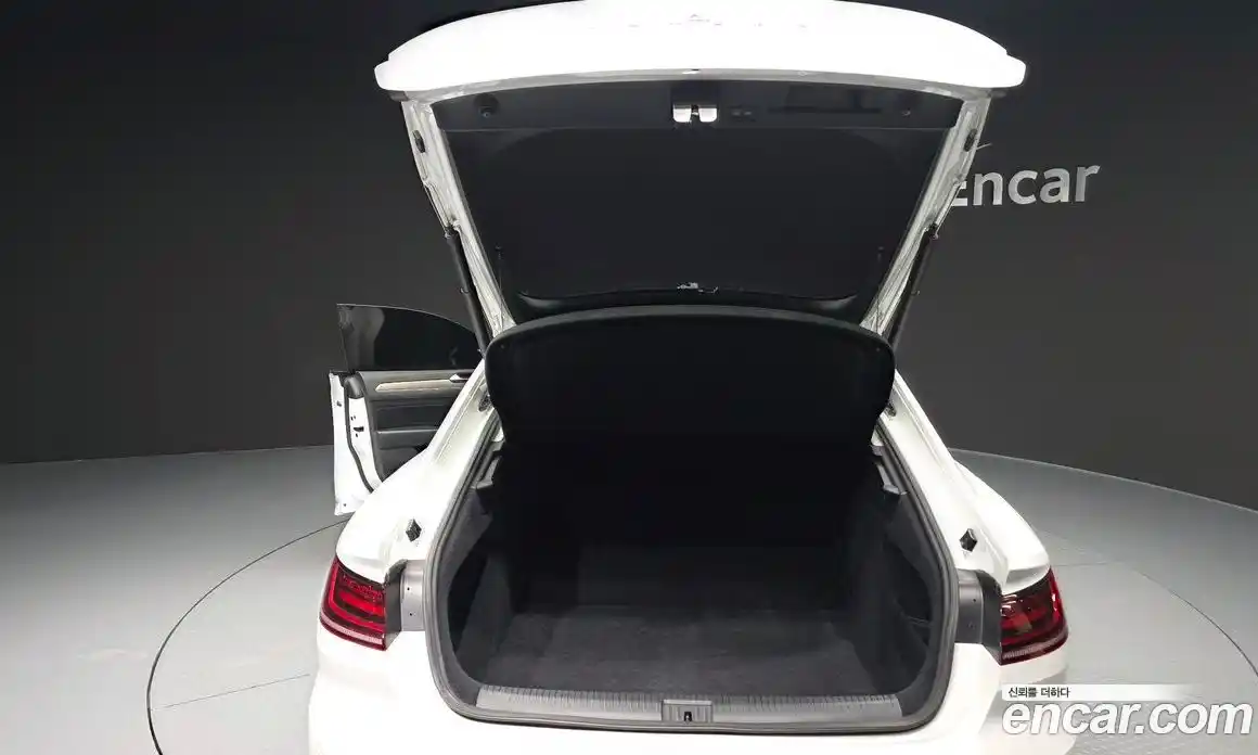 Volkswagen Arteon 2019 2.0 гидро в Москве № 826187, фото 20