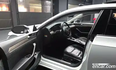 Volkswagen Arteon 2019 2.0 гидро в Москве № 826187, миниатюра 10
