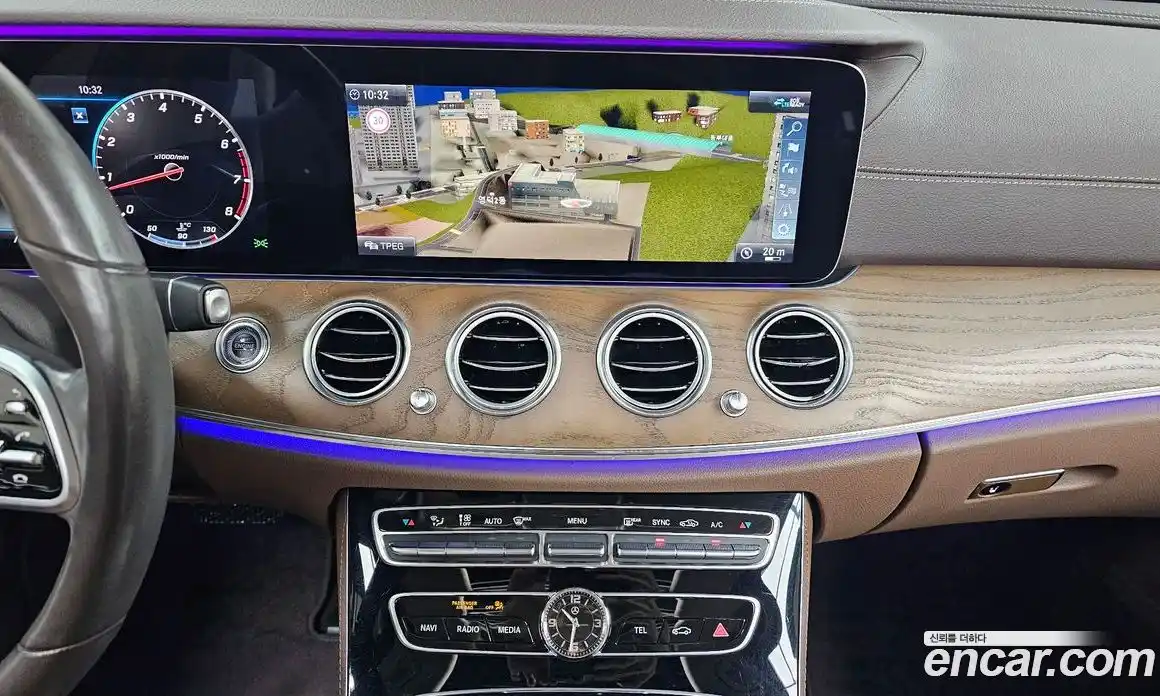 Mercedes-Benz E-Class 2020 2.0 гидро, фото 15