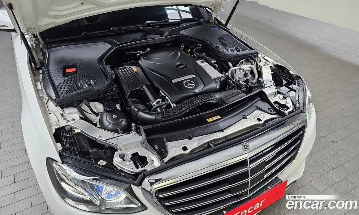 Mercedes-Benz E-Class 2020 2.0 гидро, фото 6