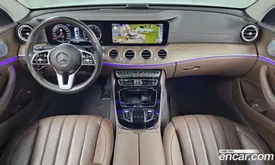 Mercedes-Benz E-Class 2020 2.0 гидро, миниатюра 7