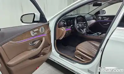 Mercedes-Benz E-Class 2020 2.0 гидро, миниатюра 10